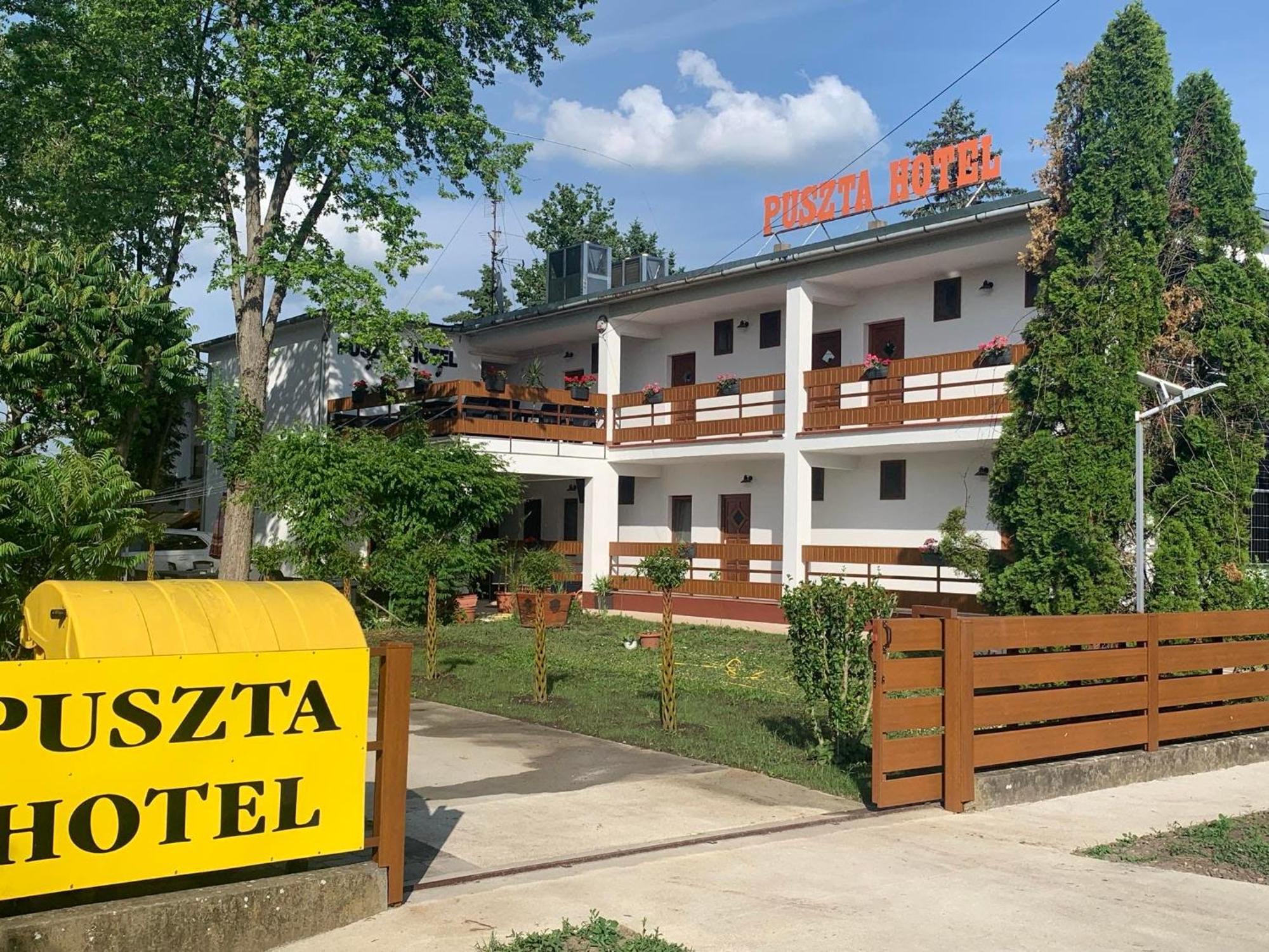 Puszta Hotel Berekfürdő Eksteriør bilde